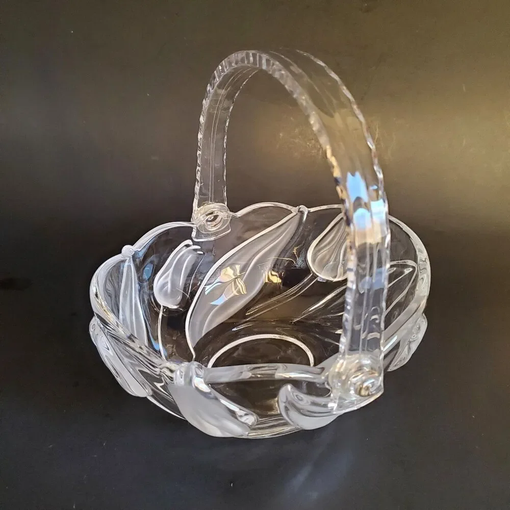 90s Mikasa Nadine Frosted Tulip Elegant Polished Glass Basket Acrylic Handle Vtg
